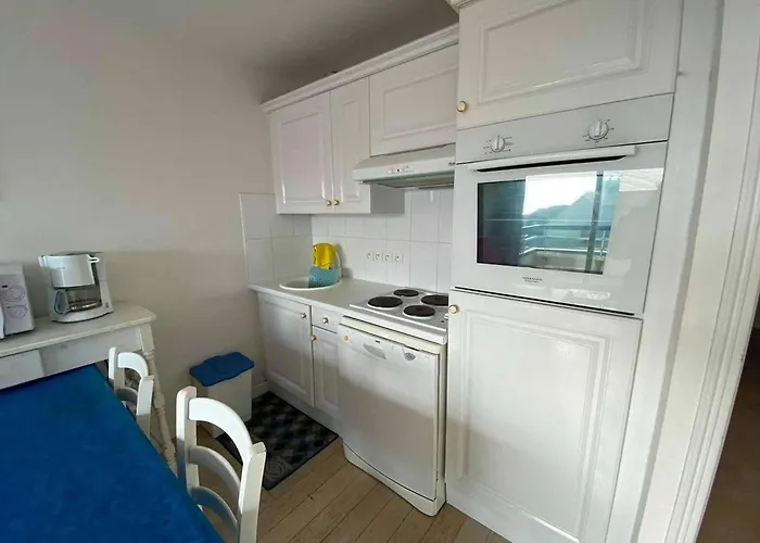 Appartement T3 Avec Garage, Proche - Fr-1-236-171 *